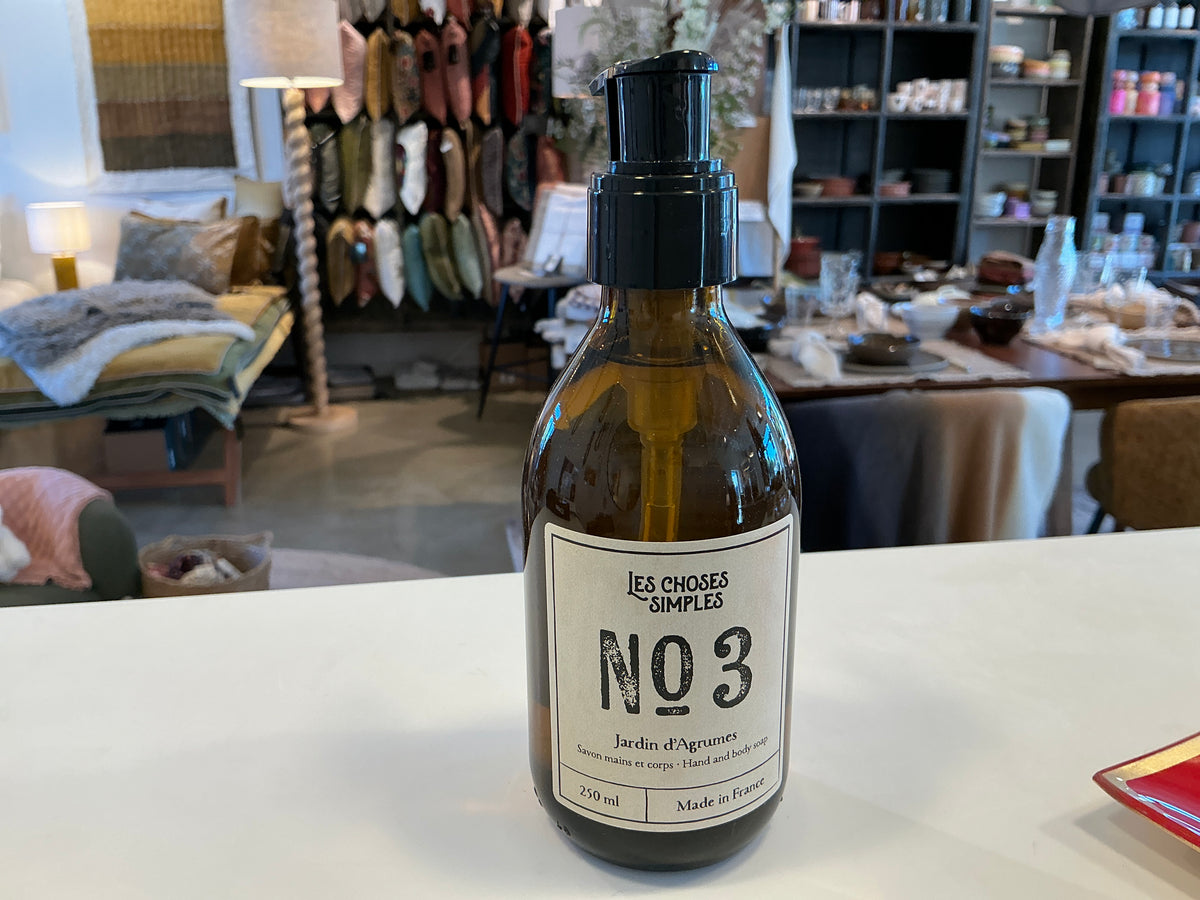 Savon n° 3 mains et corps