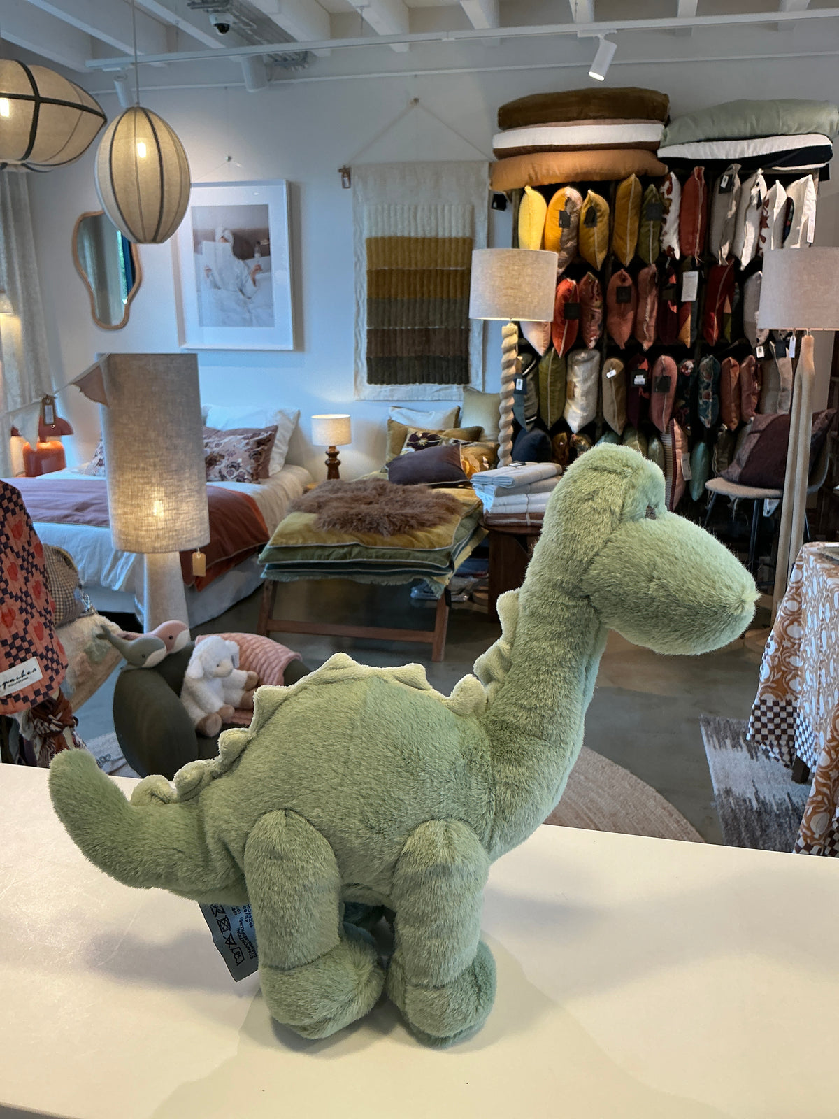 Peluche dinosaure vert