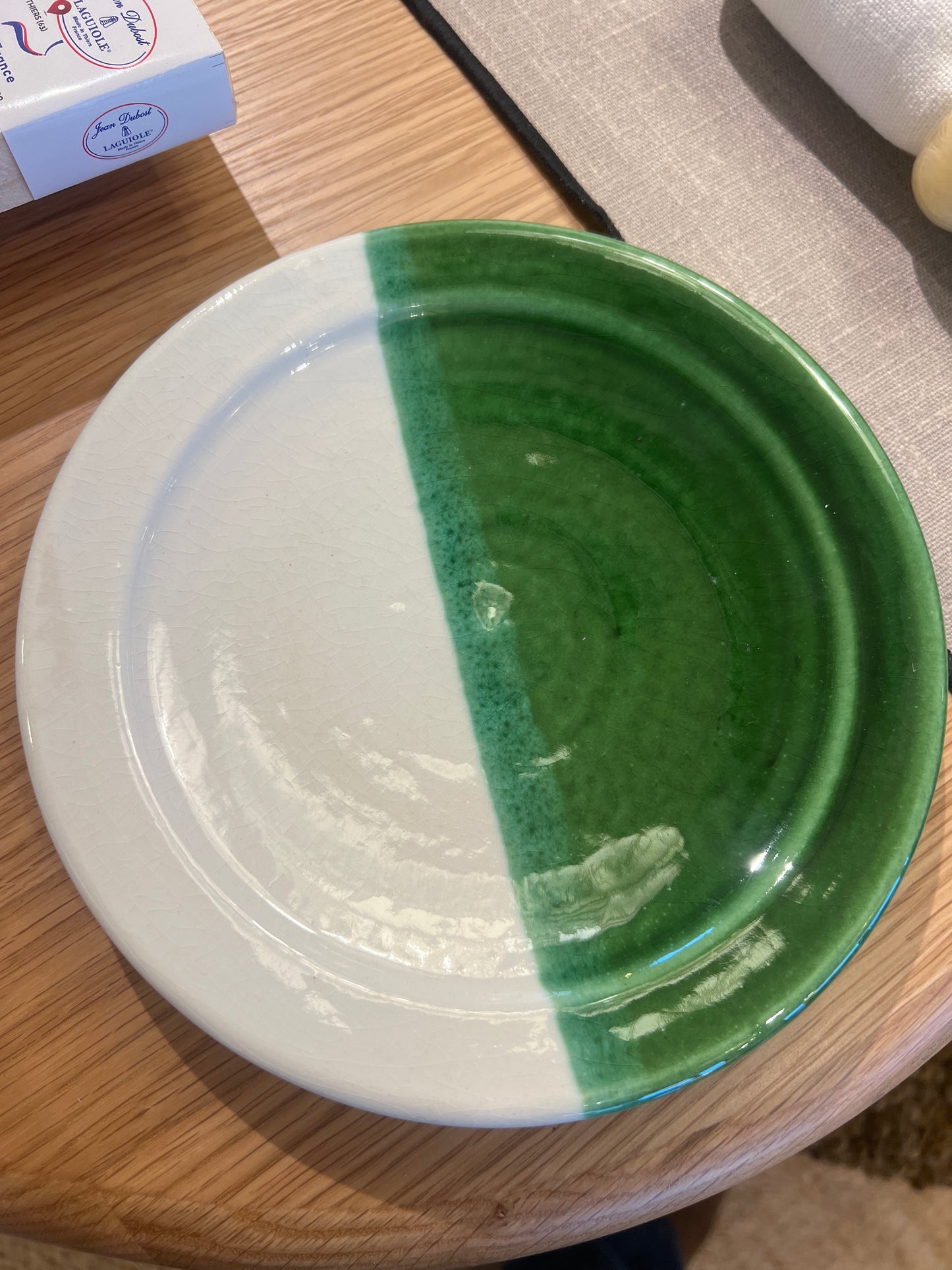 Assiette à dessert artisanale blanc/vert