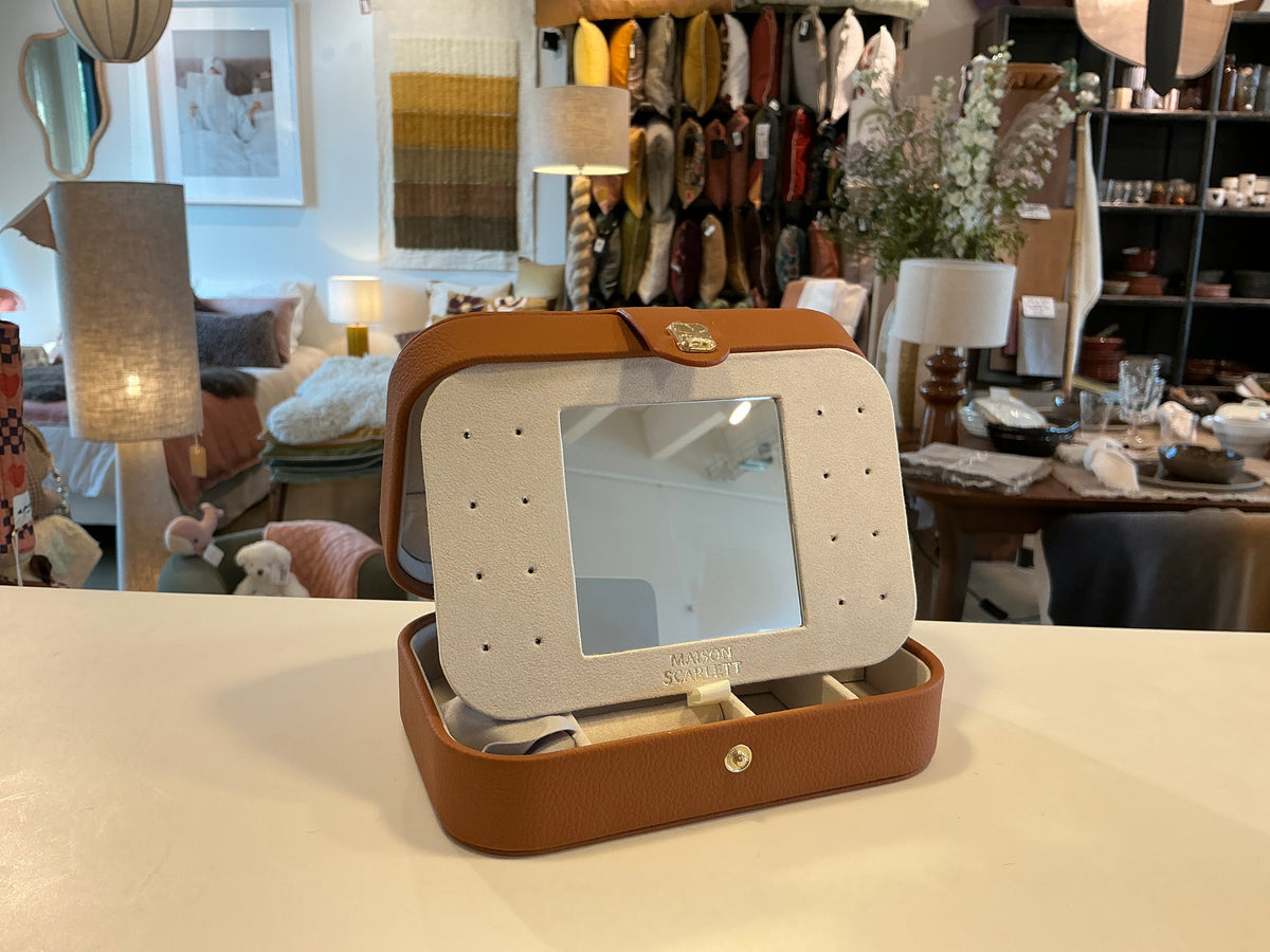 BOITE A BIJOUX DE VOYAGE BRIGITTE CAMEL