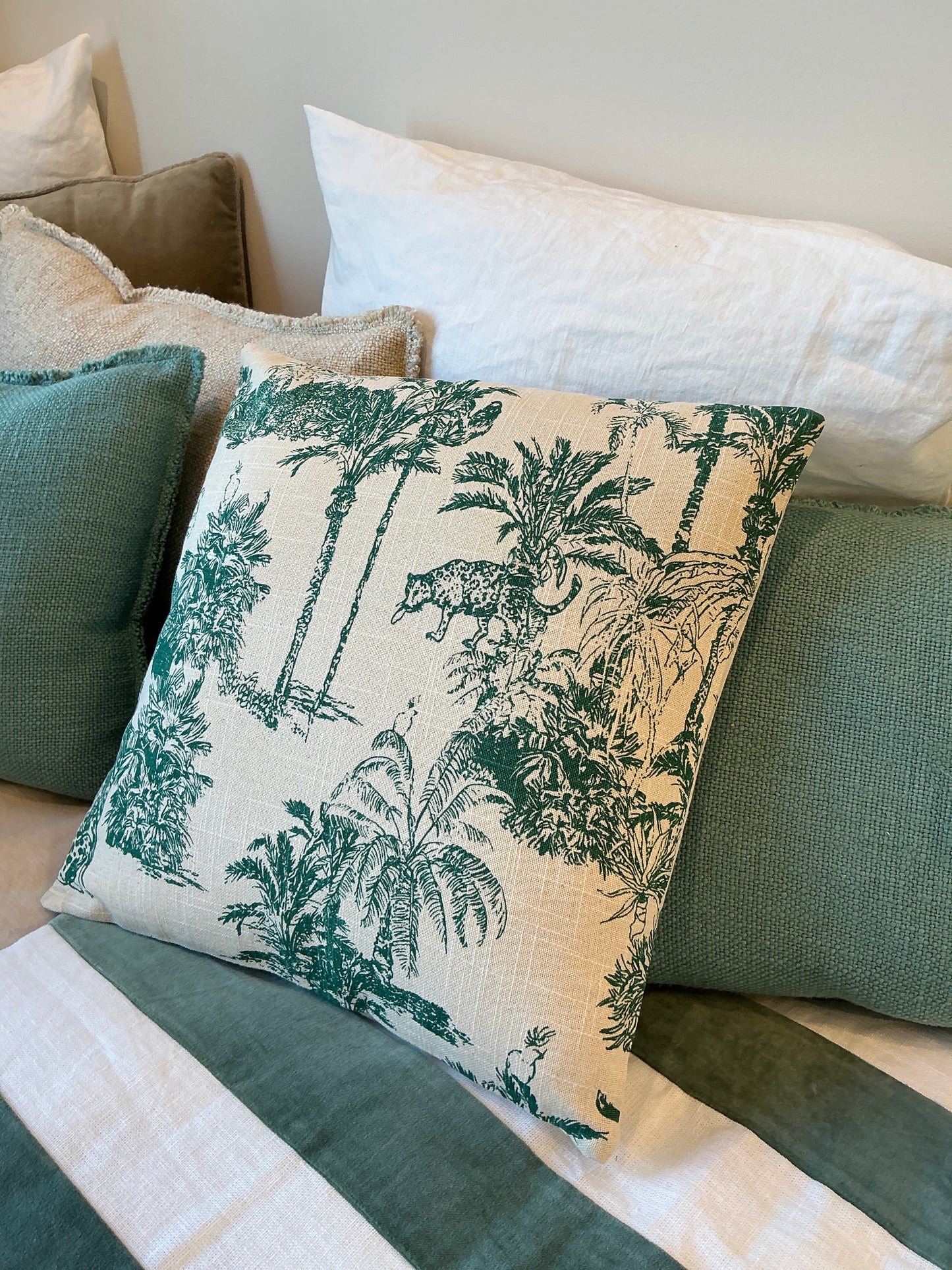 COUSSIN MOCOA EMERAUDE ET ÉCRU