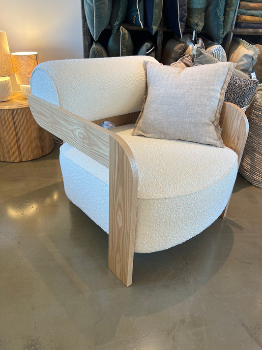 Fauteuil scandinave bouclette crème