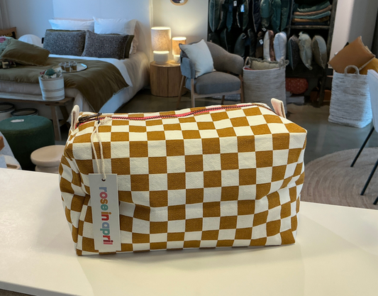 Trousse de Toilette damier écru/caramel Rose in April