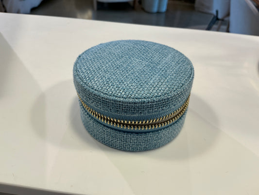 BOITE À BIJOUX RONDE YVONNE lin bleu ciel