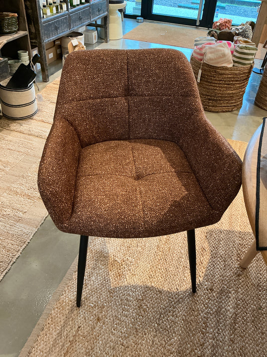 Chaise en tissu chiné marron