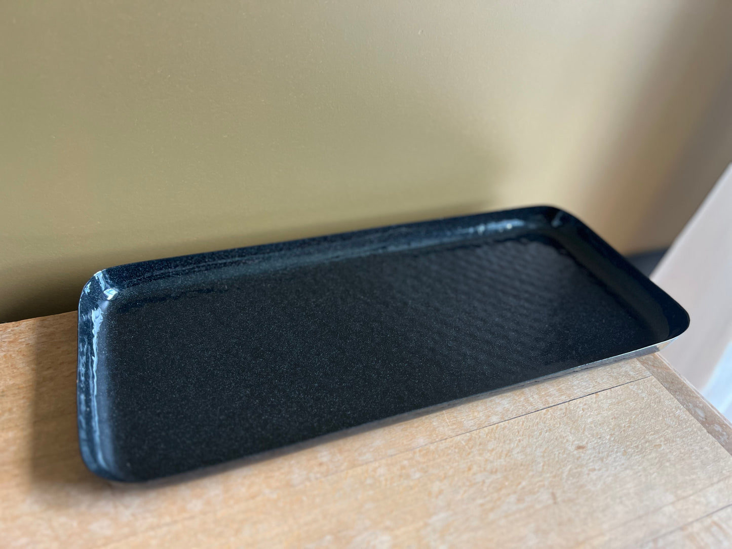 PLATEAU RECTANGULAIRE MÉTAL NOIR