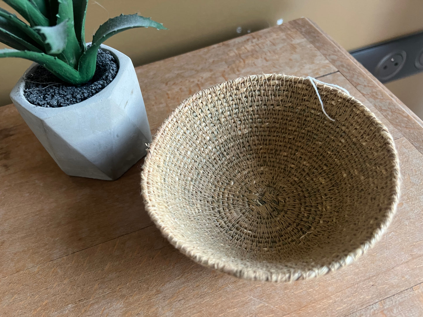 PETITE COUPELLE EN JUTE