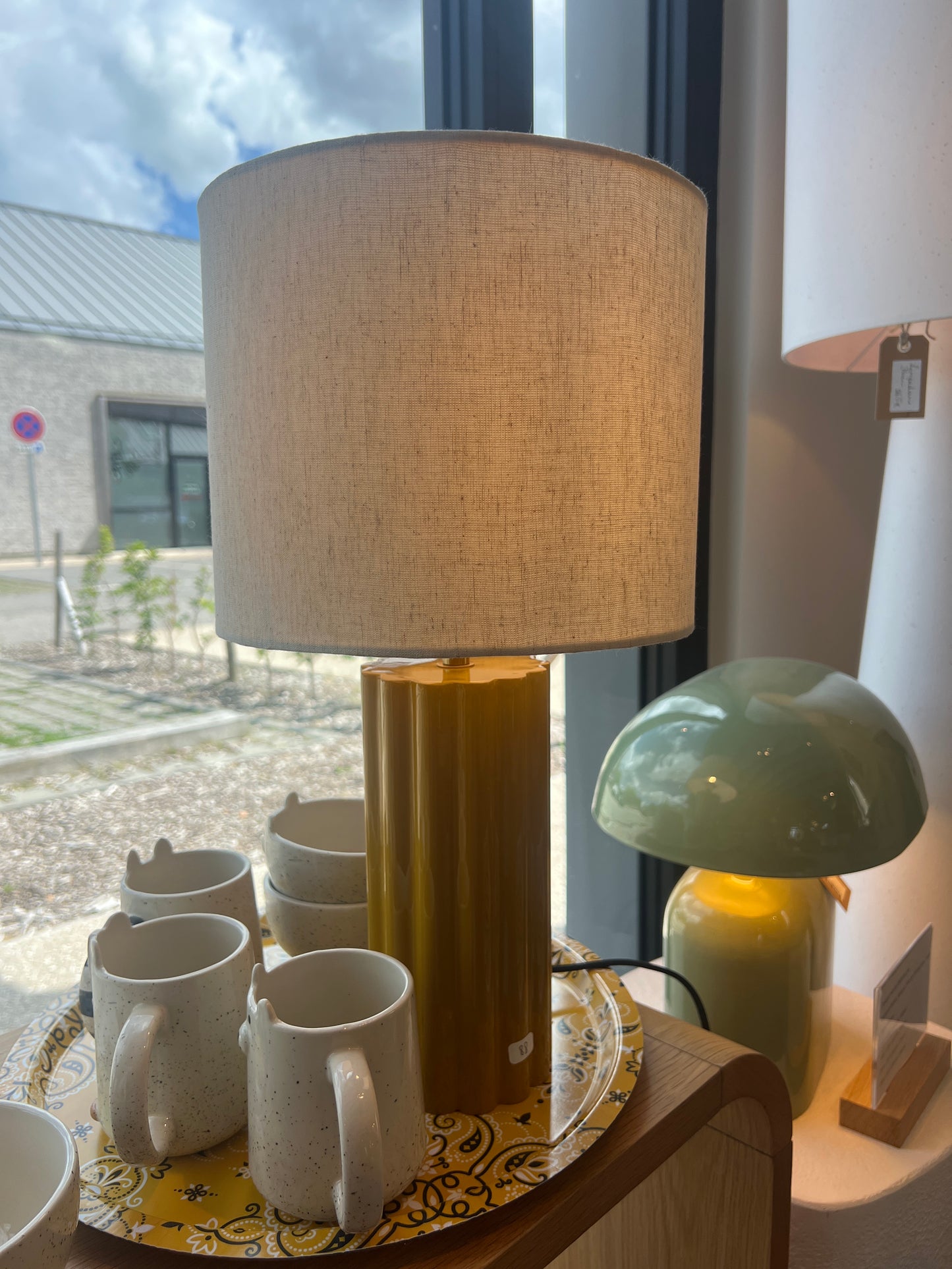 Lampe moutarde / beige