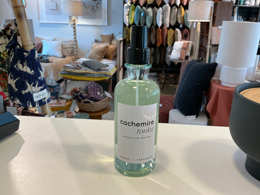 SPRAY ICONIC CACHEMIRE TONKA (200 ML)
