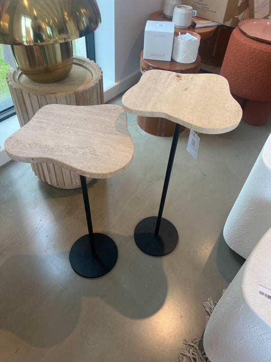 Ensemble de deux tables travertin