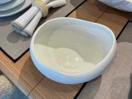 Coupelle ORGANIQUE EN PORCELAINE 19x18 CM