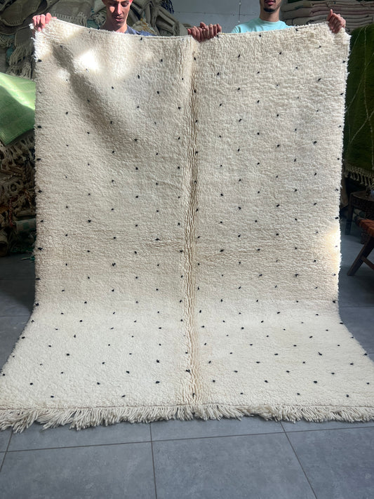 Tapis berbère beni ouarain points noirs 160x250  cm