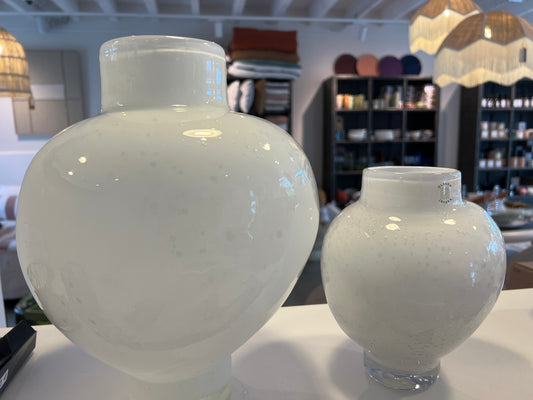 Grand vase asymétrique verre bullé blanc