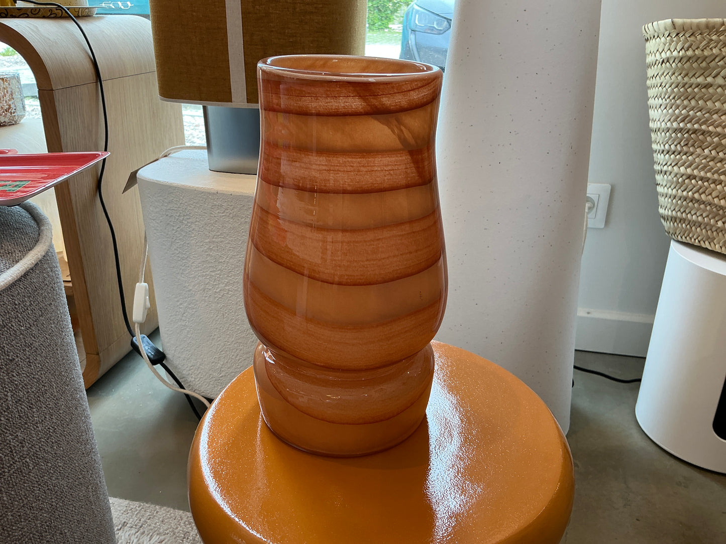 VASE WAVES AMBRE