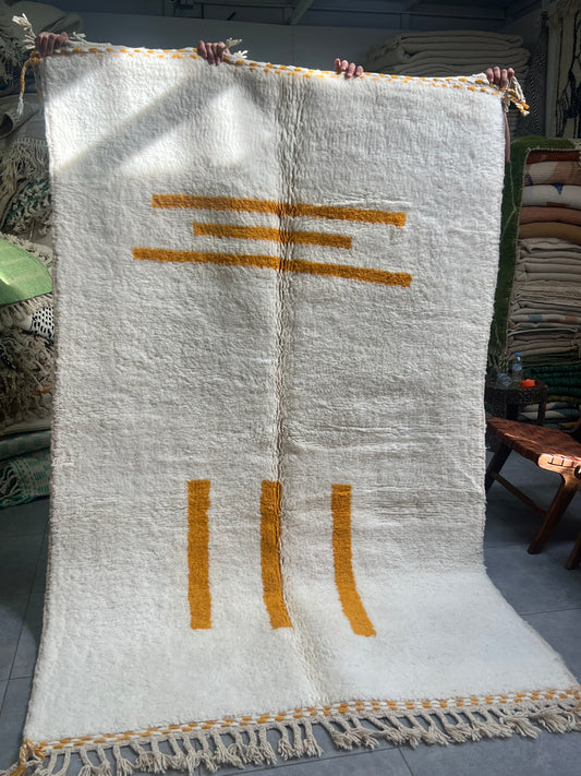 Tapis berbère beni ouarain traits jaunes  160x250  cm