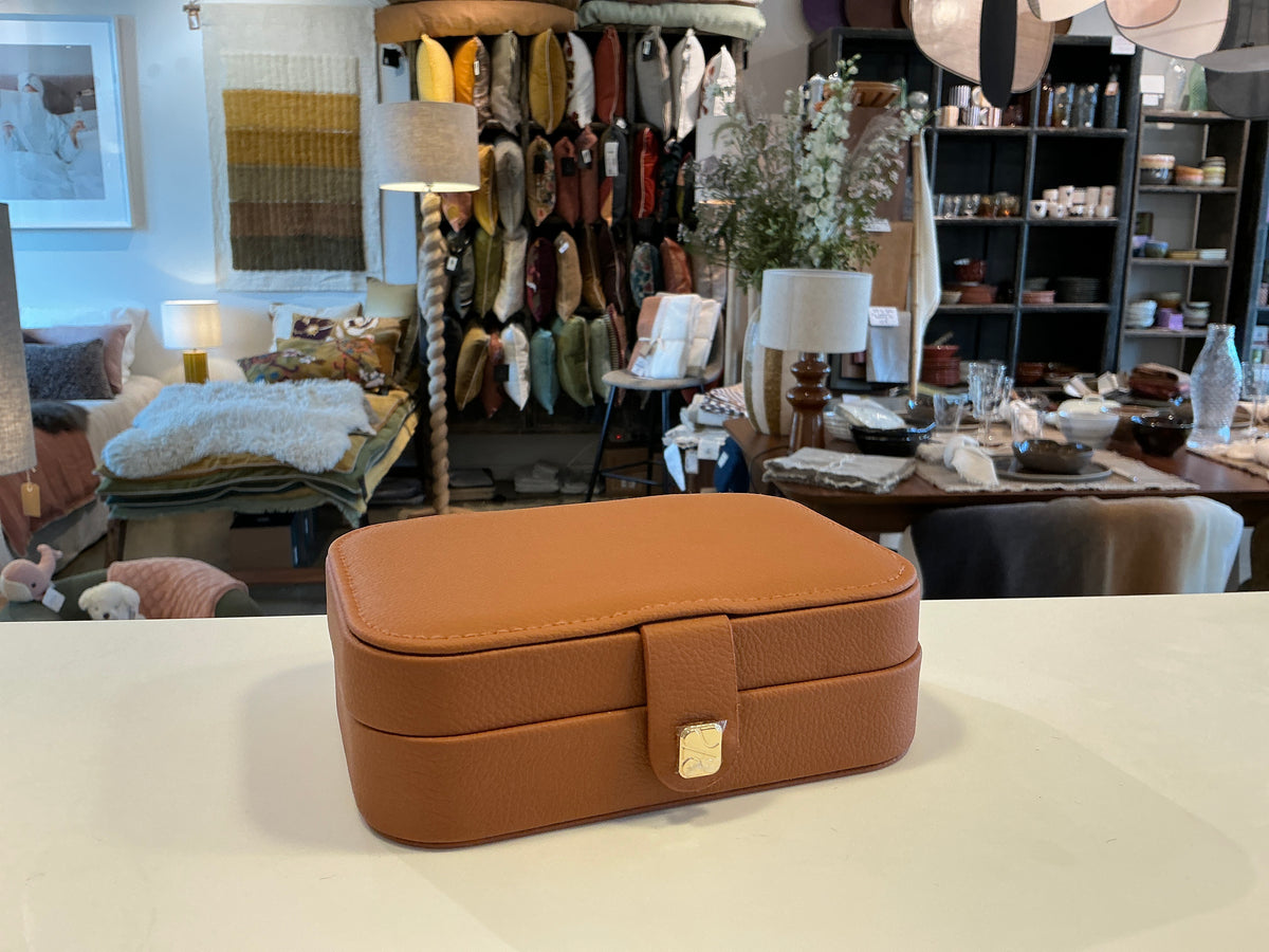 BOITE A BIJOUX DE VOYAGE BRIGITTE CAMEL