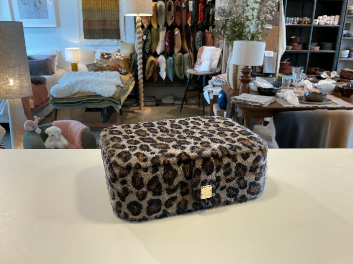 BOITE A BIJOUX BRIGITTE VELOURS LEOPARD