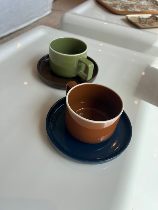 Tasse et soucoupe chic