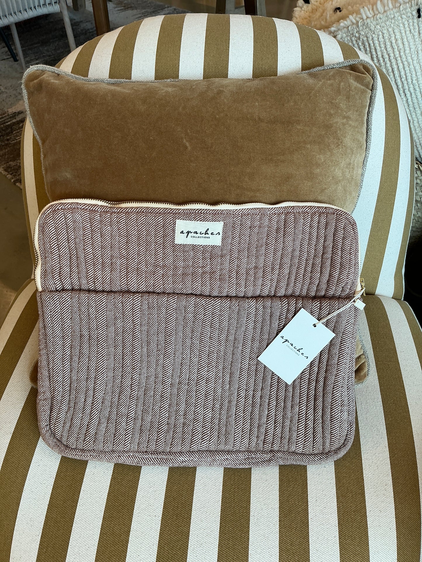 Pochette d’ordinateur apaches Ohos chevron