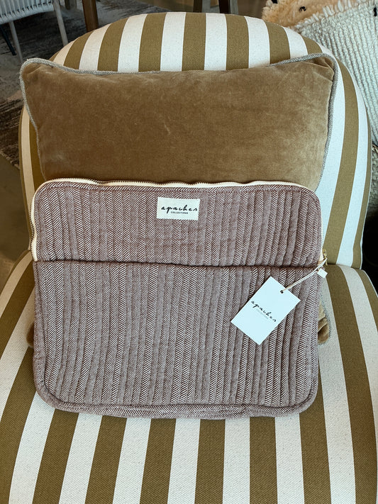 Pochette d’ordinateur apaches Ohos chevron