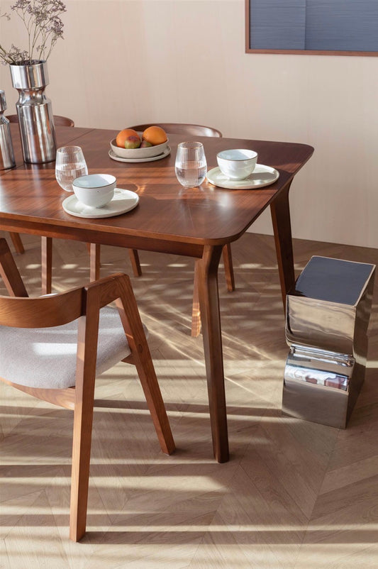 Table à manger en noyer Ellen