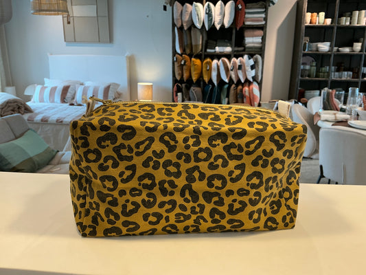 Trousse de Toilette Graou caramel rose in April
