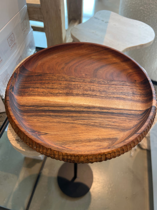 Plat en bois d’acacia