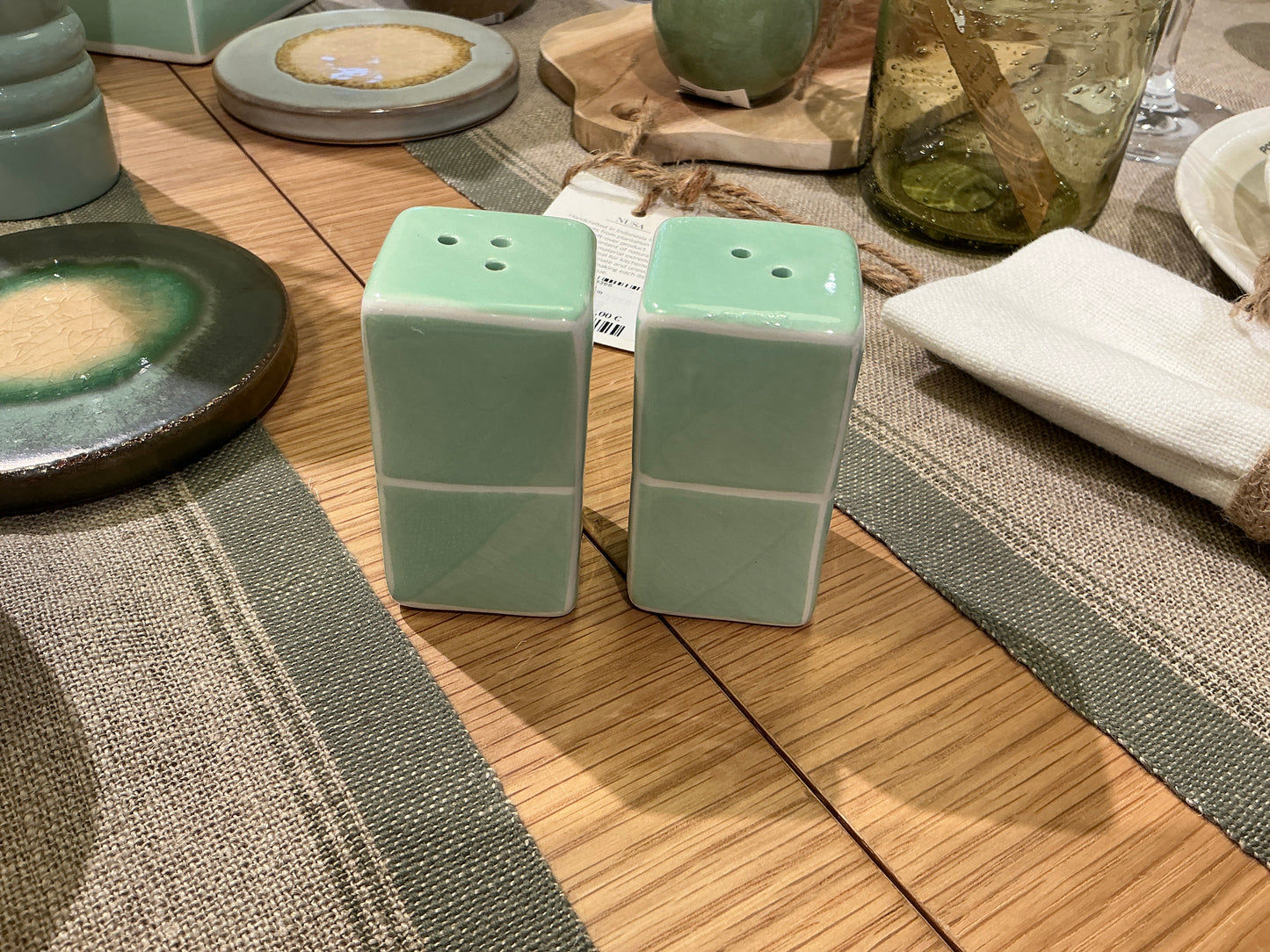 SEL ET POIVRE VERT ET BLANC