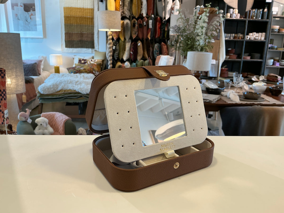BOITE A BIJOUX BRIGITTE MARRON