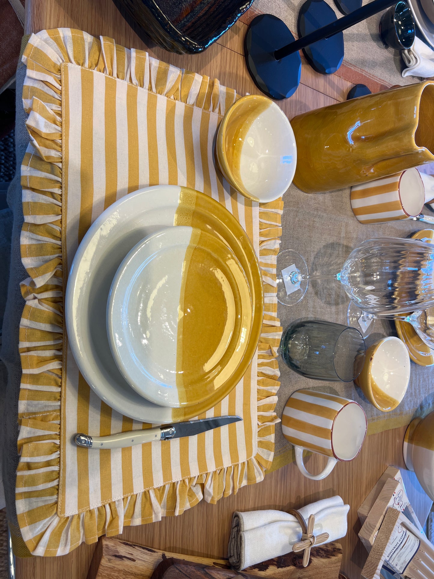 Set de table jaune/blanc
