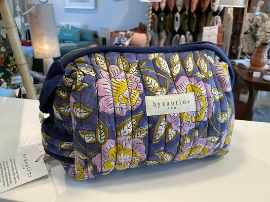 Trousse de toilette fleurs bleues Byzantine PM