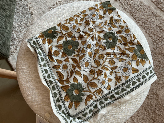 Petit Foulard Apaches Manika cœur macadamia