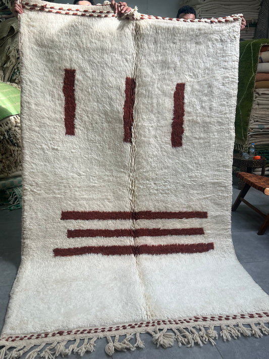 Tapis berbère beni ouarain traits rouille  160x250  cm