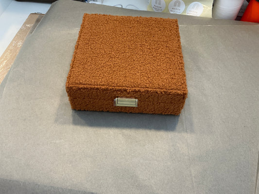 BOITE A BIJOUX ANNE TEDDY CAMEL