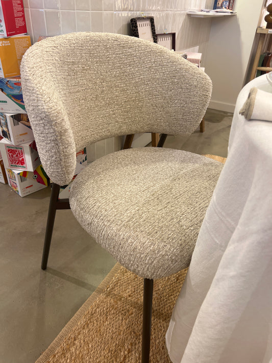 Chaises écru pieds bronze