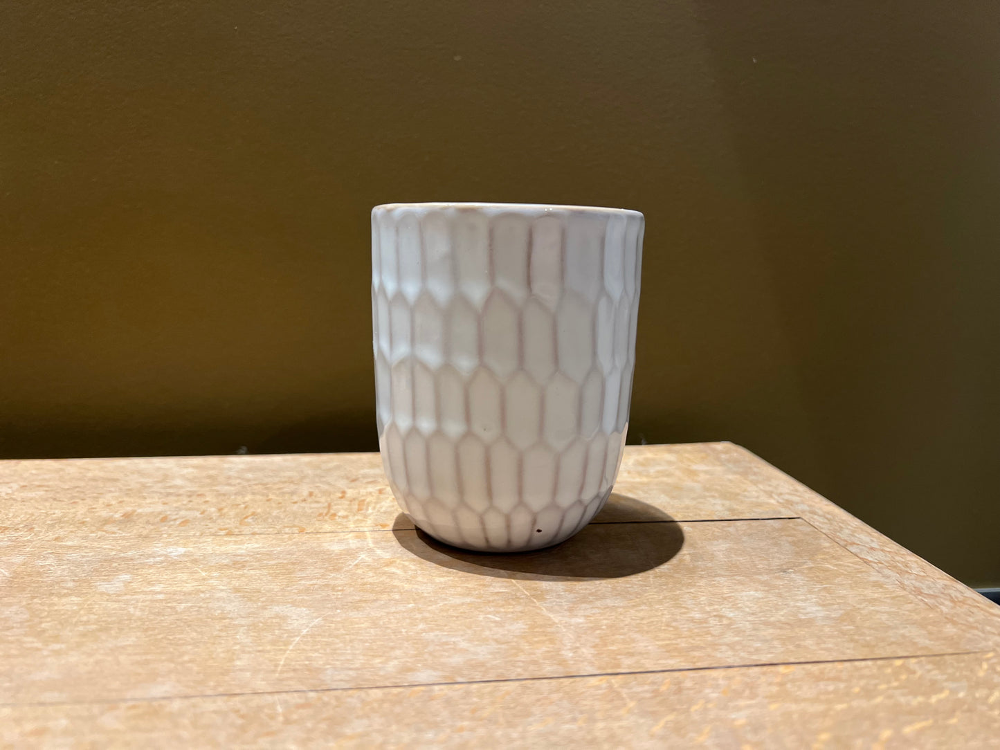 MUG EN CERAMIQUE BLANCHE ET NATURELLE  (par 4)