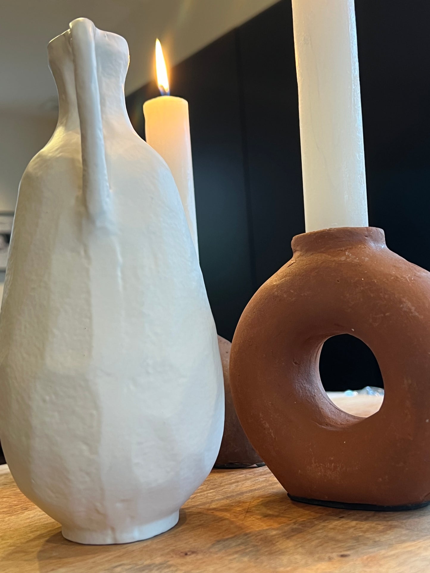 VASE POMAX ALUMINIUM  BLANC CASSÉ